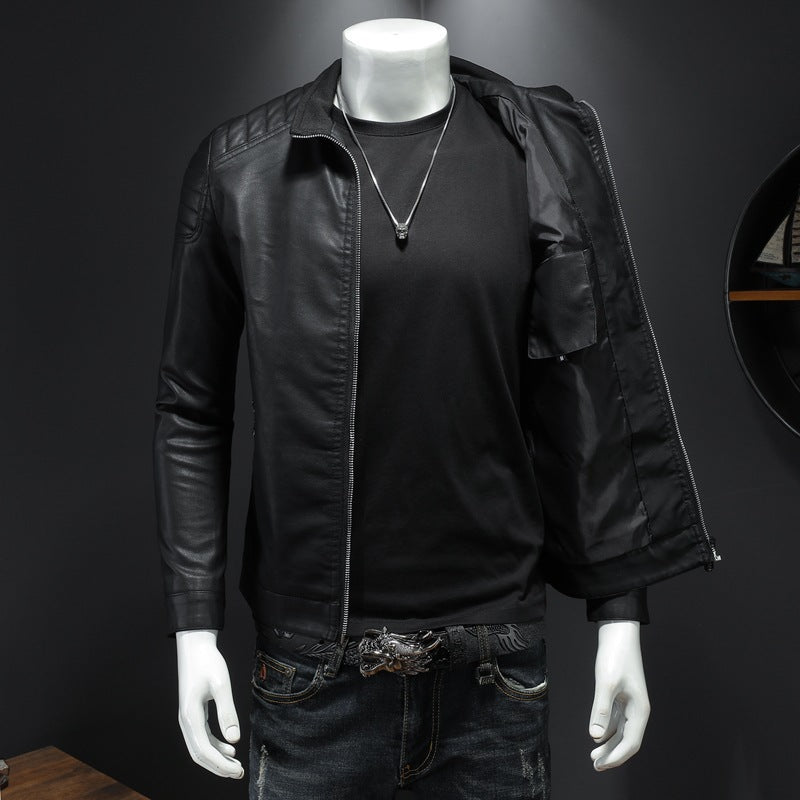 Men’s black leather jacket with streetwear style, luxe necklace, Vaezion Shop fashion