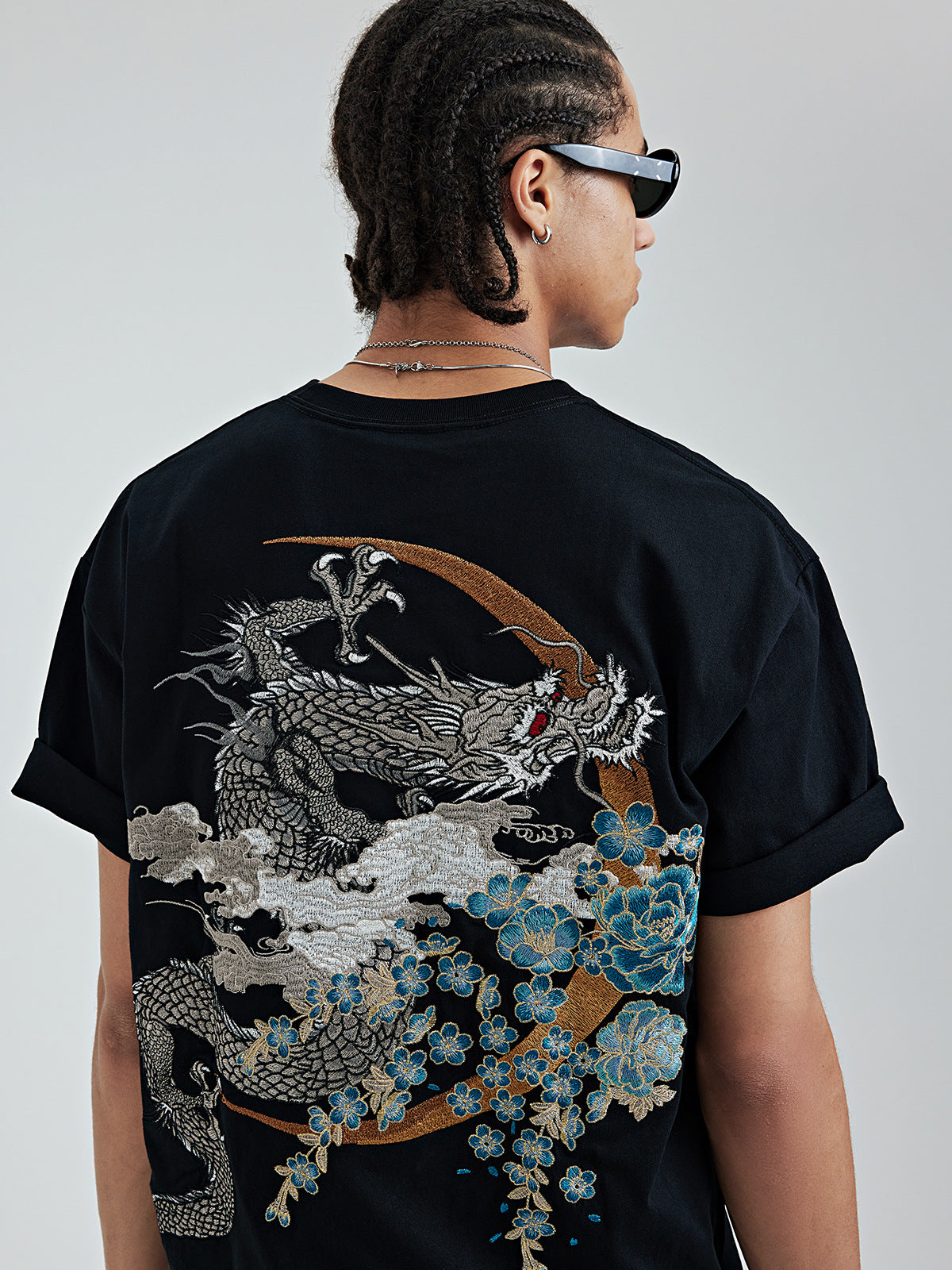 VAEZION Dragon Phoenix Embroidered T-Shirt