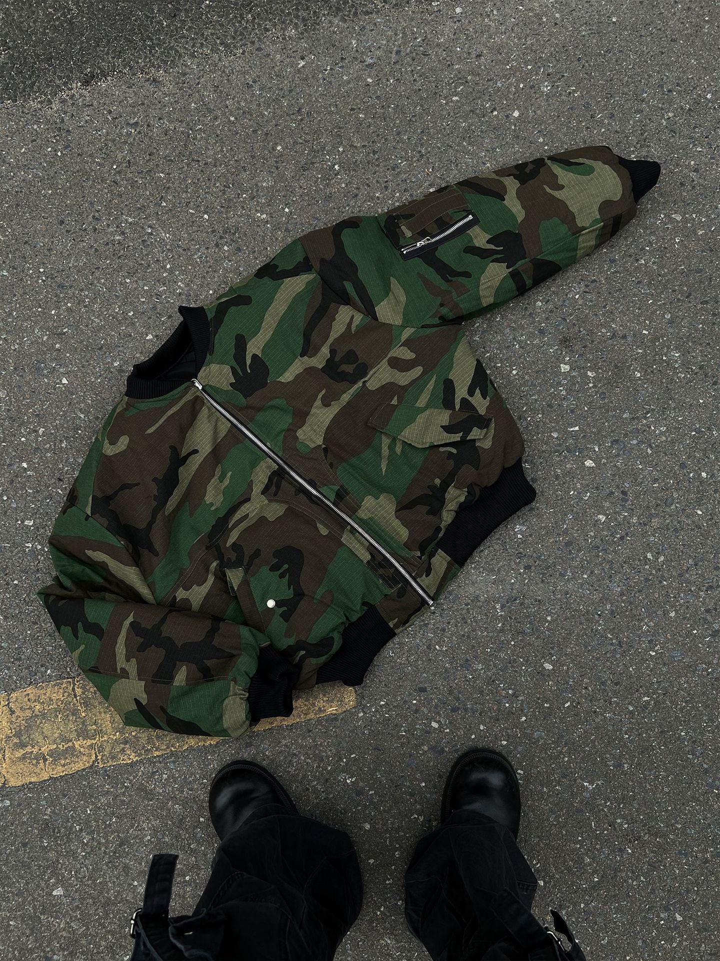 Oversized Camouflage Zip Jacket